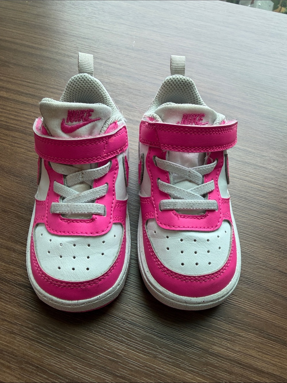 Nike Kids White and Hot Pink Hook-and-Loop Sneakers